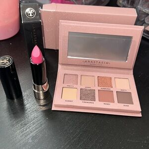 Anastasia Beverly Hills Bundle
